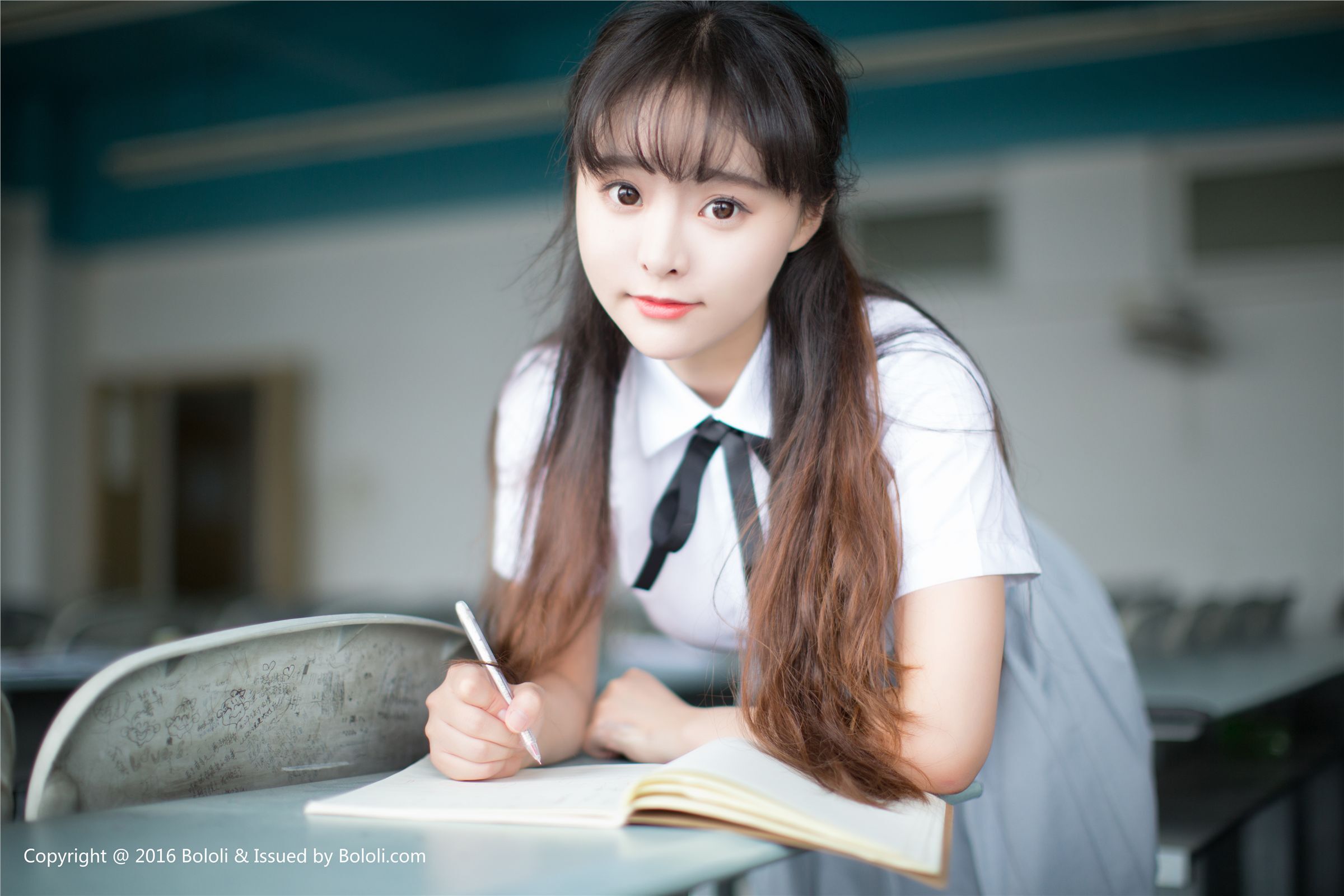 [BoLoLi波萝社]2017.08.11 Vol.100  柳侑绮